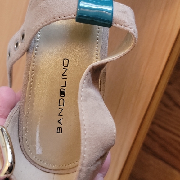 Bandolino Patent Leather and Suede T -Strap Wedge - NWOT - Picture 6 of 7